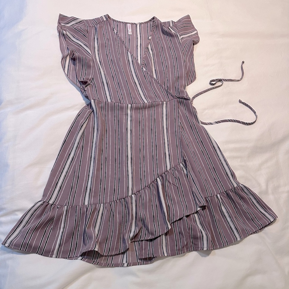 Xhiliration summer wrap dress